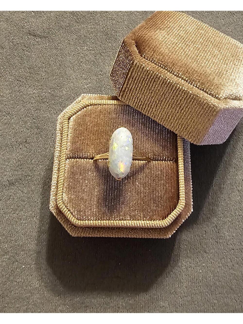 Vintage Cabochon-cut White Opal Ring / Size 8